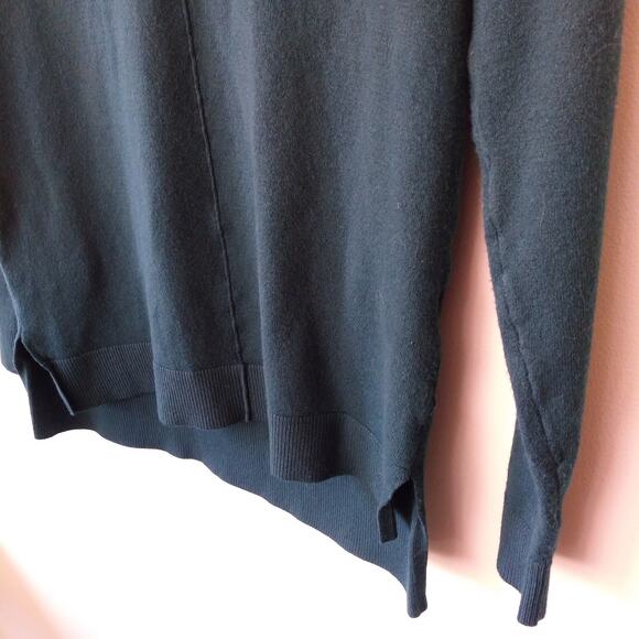 New Bobeau Womens XS V-Neck Sweater Long Sleeve Blue Green Preppy Classic Soft - Picture 7 of 12